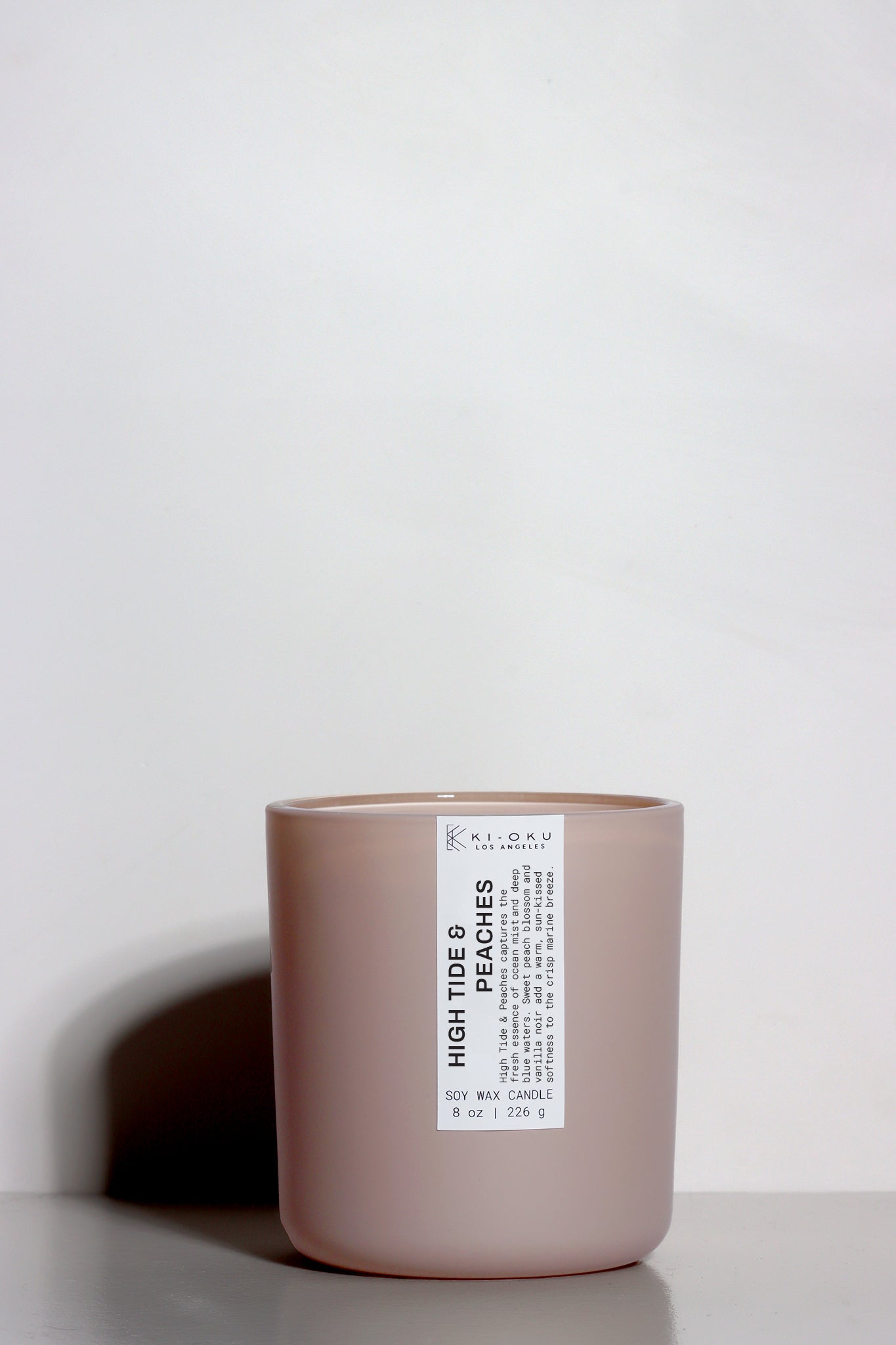 High Tide & Peaches Candle 8oz | Where Ocean Breeze Meets Sun-Ripened Bliss